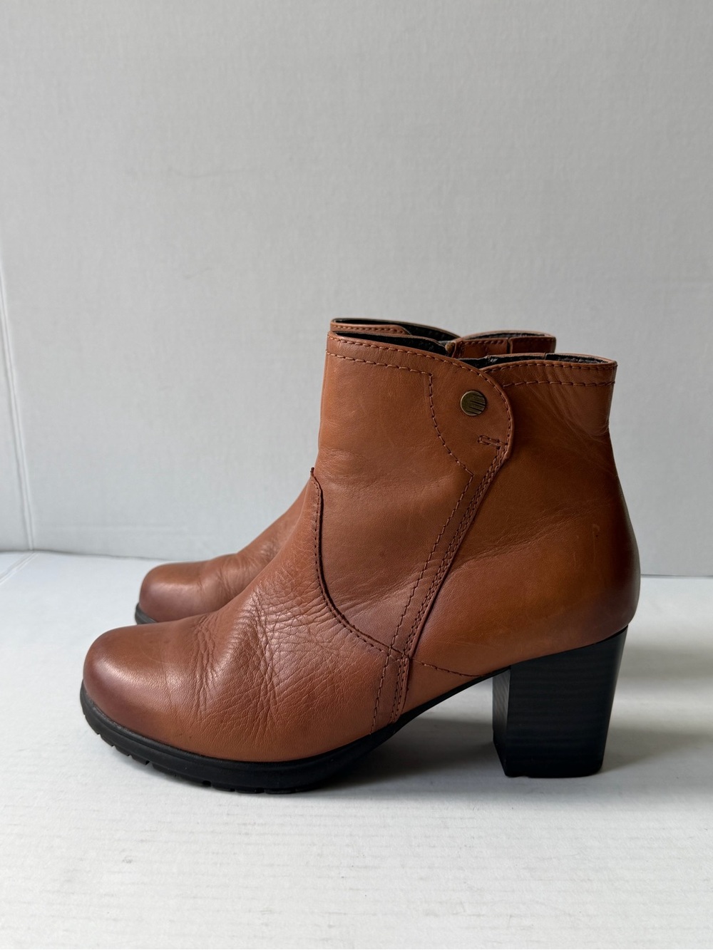 Leather Tan Ankle Booties with Block Heel